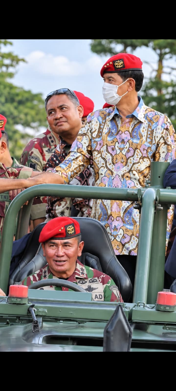 " DARI EVEREST KE KOSTRAD "