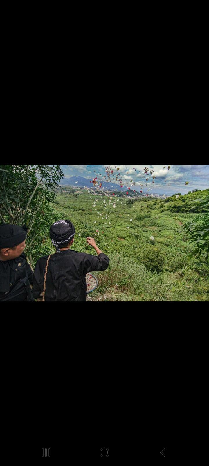 LEUWI - GAJAH VS LEUWI SAMPAH