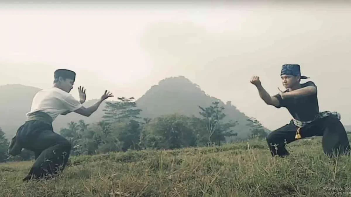 MAMA/EYANG/MBAH/KYAI KHAER : KYAI PENDEKAR PENCAK SILAT " CIMANDE " BOGOR