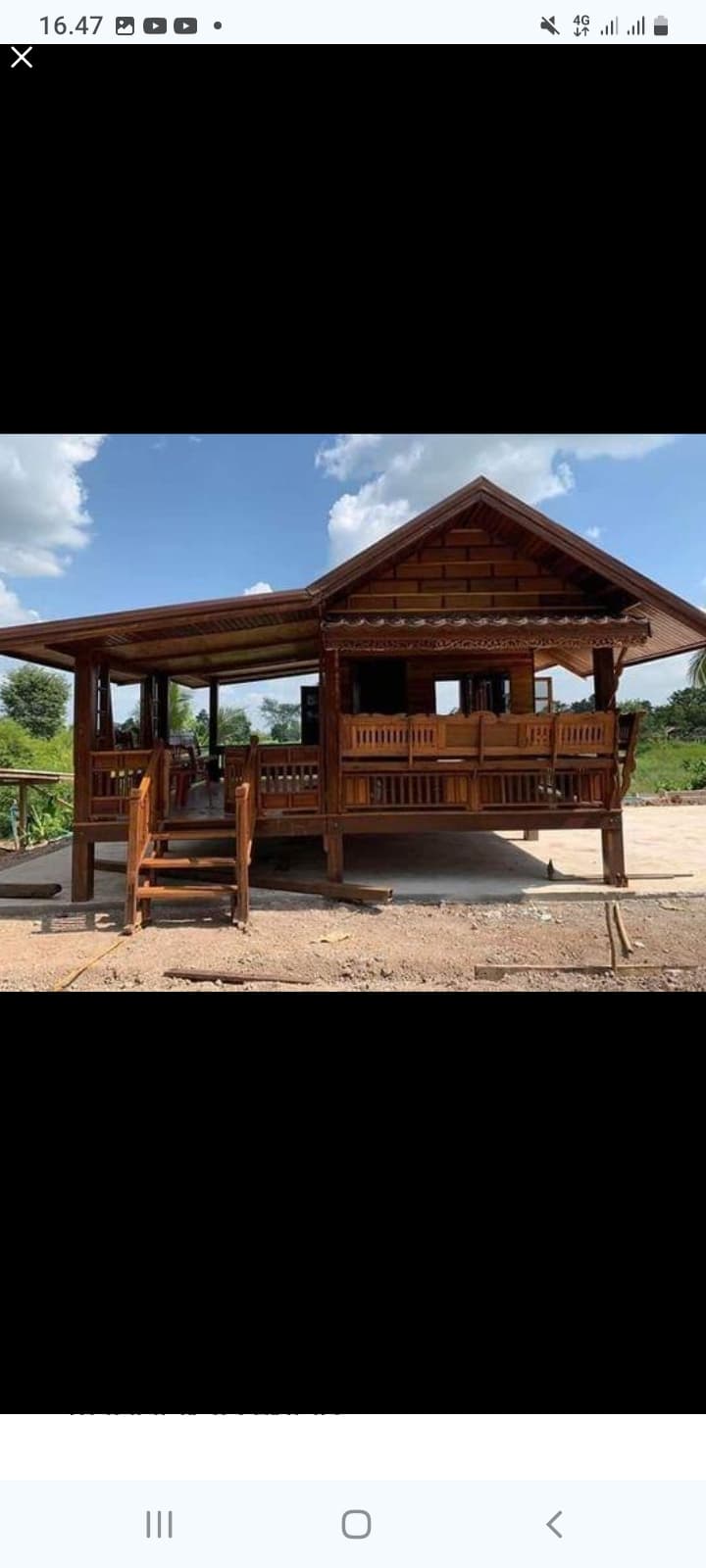 RUMAH PANGGUNG DI KEBON 